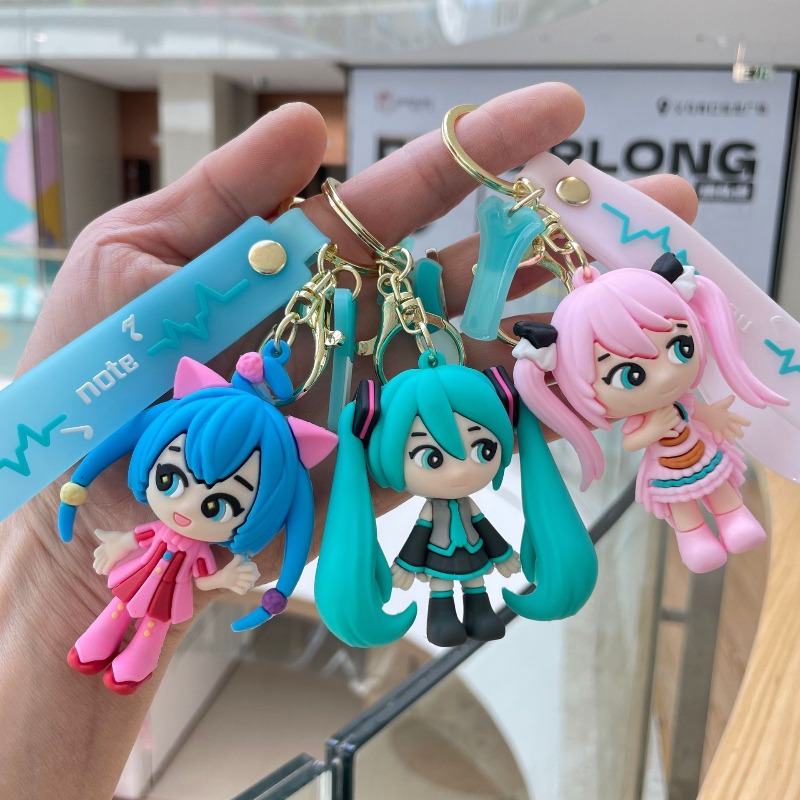 Hatsune Miku Keychain New Crea - Model Kit Car incelemesi ve fiyatı